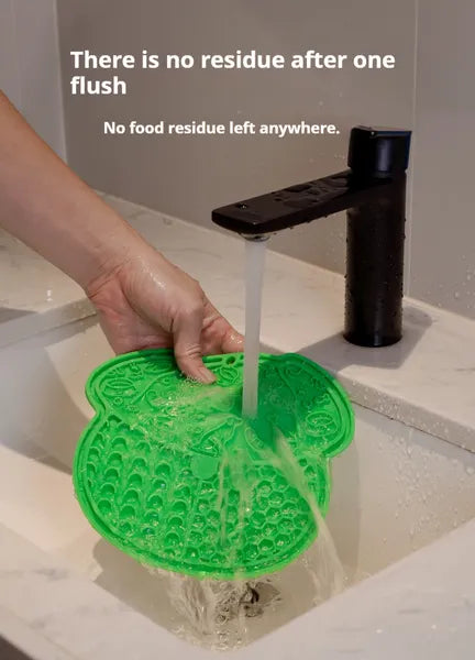 Furralo calming lick mat for mealtime and treat time