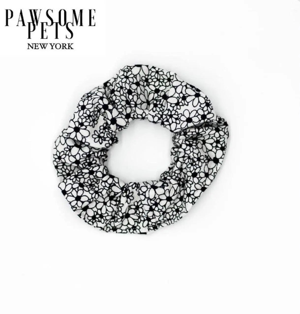SCRUNCHIES - BLACK AND WHITE FLORAL Pawsome Pets New York®